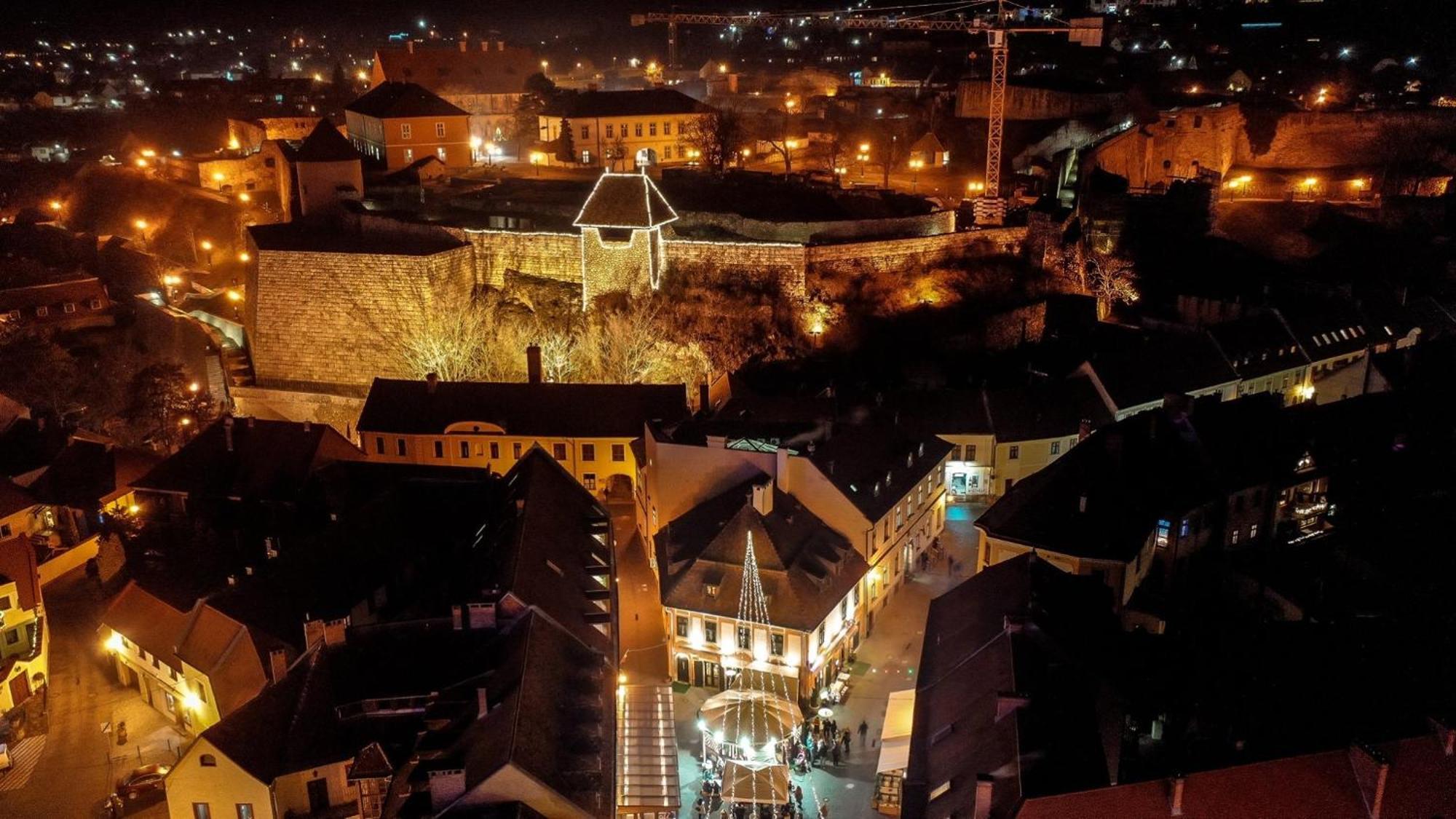 Tower View * Eger